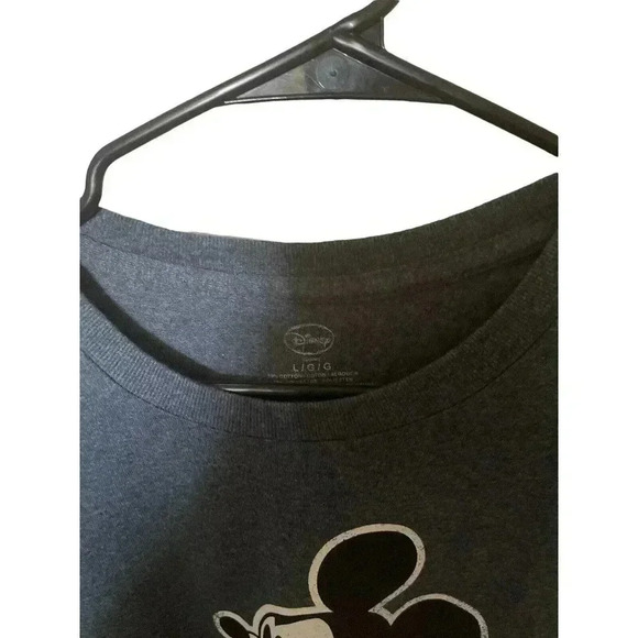 DISNEY MICKEY MOUSE GRAPHIC TEE SIZE LARGE - Picture 4 of 4